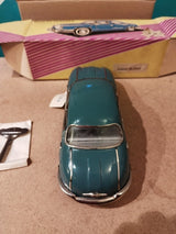 Punch Jep Cij Panhard Dyna 54 Metal Mecanique Boite Superbe