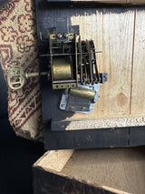 Automate Léopold Lambert Poupée Ancienne Jumeau Petite Fille Aux Jouets 1894