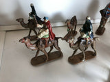Lot 23 Figurines Quiralu Meharistes