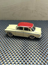 SIMCA Aronde Dinky Toys P60 Monthléry