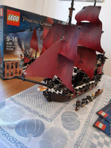 Lego 4195 - Pirates des Caraïbes - Queen Anne's Revenge  100% complet