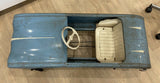 Ancienne Voiture À Pedale En Tole Couleur Bleu