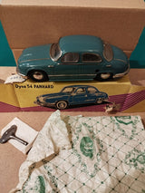 Punch Jep Cij Panhard Dyna 54 Metal Mecanique Boite Superbe