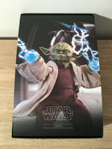HOT TOYS MMS 495 STAR WARS II : AOTC – YODA - SIDESHOW