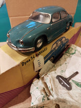 Punch Jep Cij Panhard Dyna 54 Metal Mecanique Boite Superbe