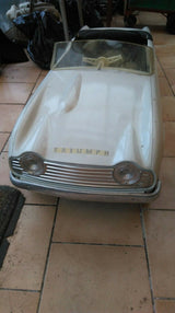 Voiture à Pédales En Tole "Triumph Tr4" 1960 Vintage