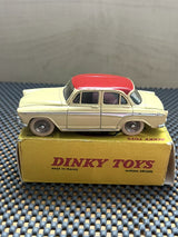 SIMCA Aronde Dinky Toys P60 Monthléry
